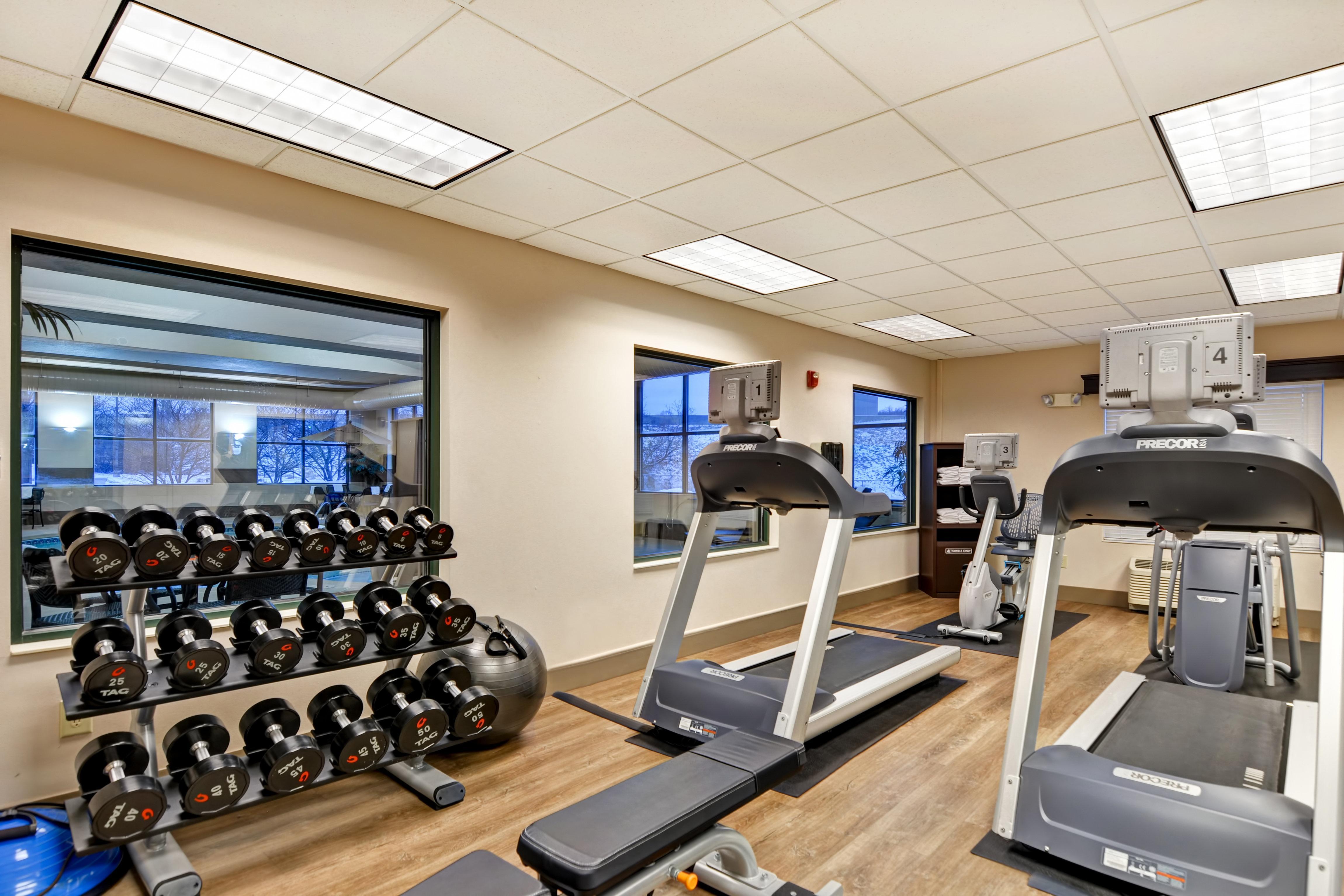 Holiday Inn Express Hotel & Suites Milwaukee-New Berlin By Ihg Zewnętrze zdjęcie