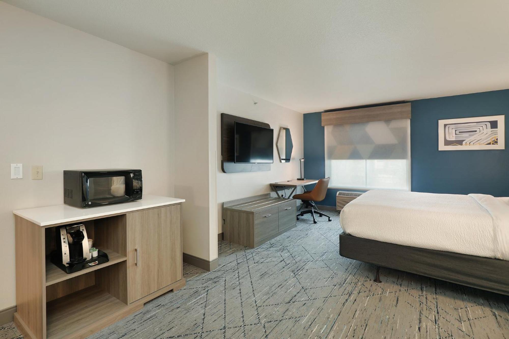 Holiday Inn Express Hotel & Suites Milwaukee-New Berlin By Ihg Zewnętrze zdjęcie